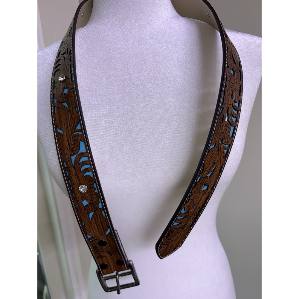 Western Style Floral Belt Featuring A Filigree Inlay & Crystal Accents